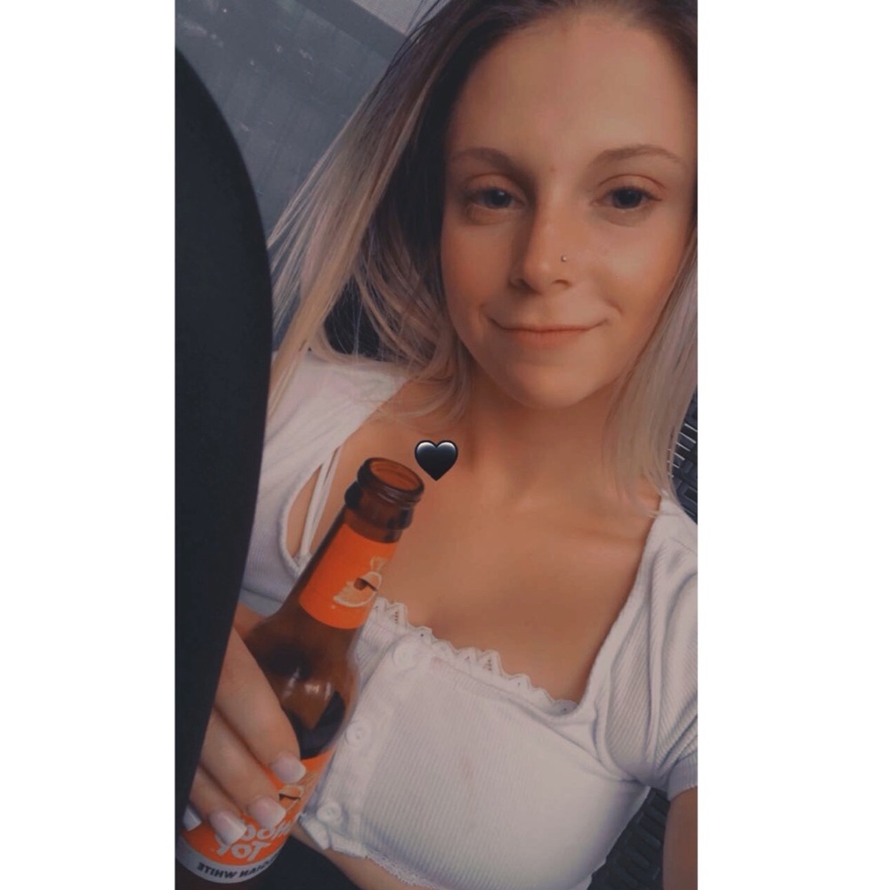 Meet your Posher, Johnnie